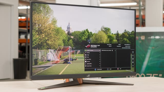 Asus ROG Swift PG279QM là màn máy tính 1440p 240Hz