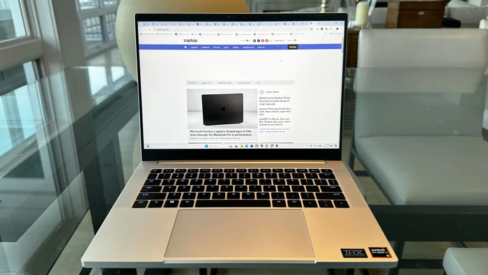 Blade 14 cho hiệu suất đơn nhân, đa nhân ấn tượng