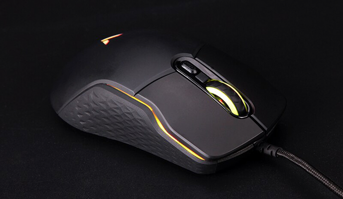 Độ phân giải lên tới 6200 DPI