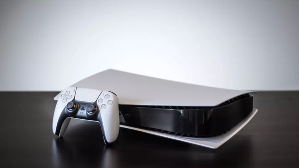 Game console PS5