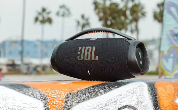 “Chiến” hết mình với loa âm thanh JBL Boombox 3