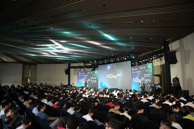 PhoGPT vẫn còn đang trong quá trình thử nghiệm