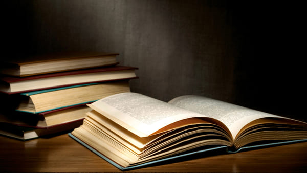 Sách là món quà hoàn hảo cho một người bạn yêu sách