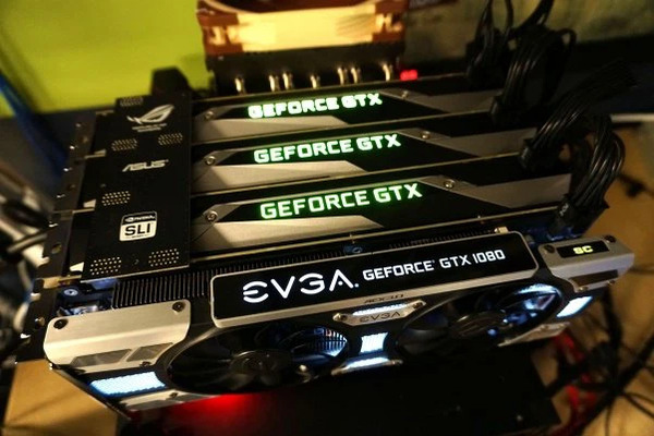 SLI cần nguồn điện đủ mạnh để đáp ứng