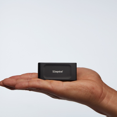 SSD Kingston XS1000 cho tốc đọc ghi lên đến 1050 MB/s