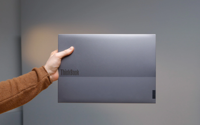 ThinkBook 16 G6 IRL mang đến sự kết hợp giữa phong cách và độ bền