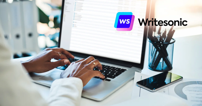 Yêu cầu đặt ra cho Writesonic càng chi tiết càng nhận được phản hồi chính xác