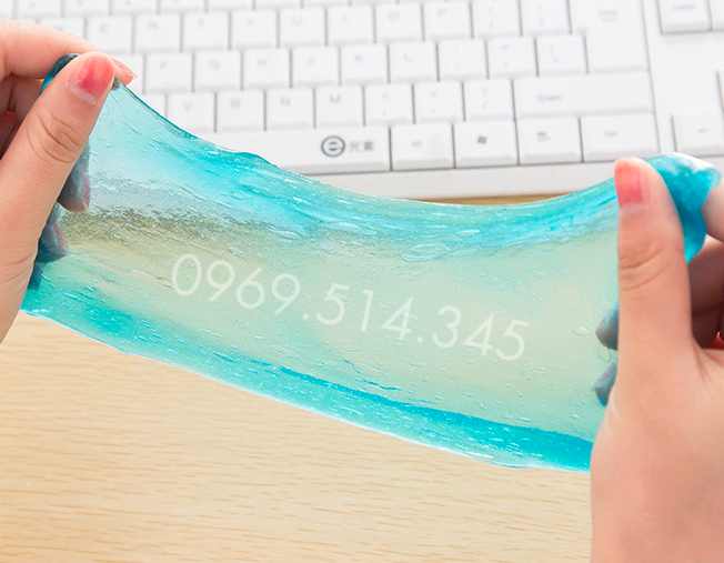 Điểm cộng của miếng dẻo đa năng đó là không cần kết hợp với các chất tẩy rửa đem lại an toàn cho con người