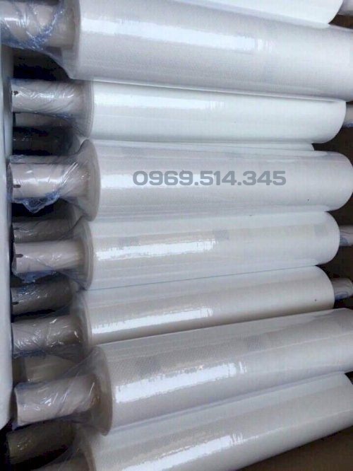 Cuộn giấy là lớp bóng trong suốt cuộn xung quang lõi giấy, bề mặt mềm dẻo