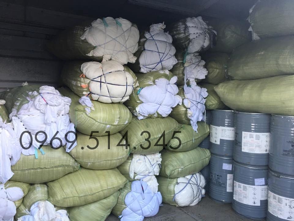 Giẻ lau công nghiệp được đóng bao theo yêu cầu trọng lượng của khách hàng