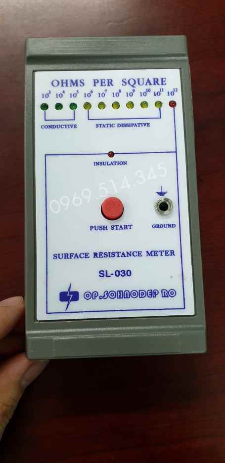 Thiết bị đo lường điện chạy bằng pin 9V dễ dàng tìm kiếm và sử dụng tránh lích kích 