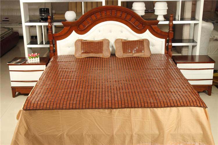 Chiếu trúc hạt đen không viền