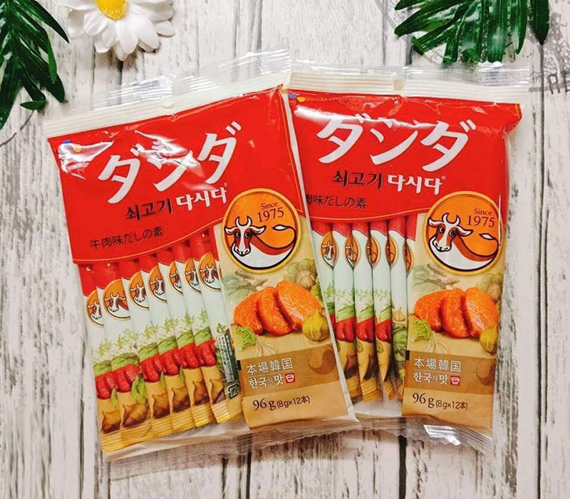 Hạt nêm cho bé ăn dặm vị thịt bò Oishi Kankuko (96gr)