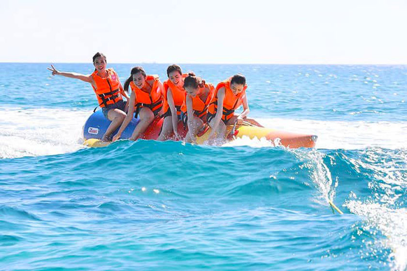 Tham gia thể thao trên biển khi lưu trú tại FLC Quy Nhơn Tham gia thể thao trên biển khi lưu trú tại FLC Quy Nhơn