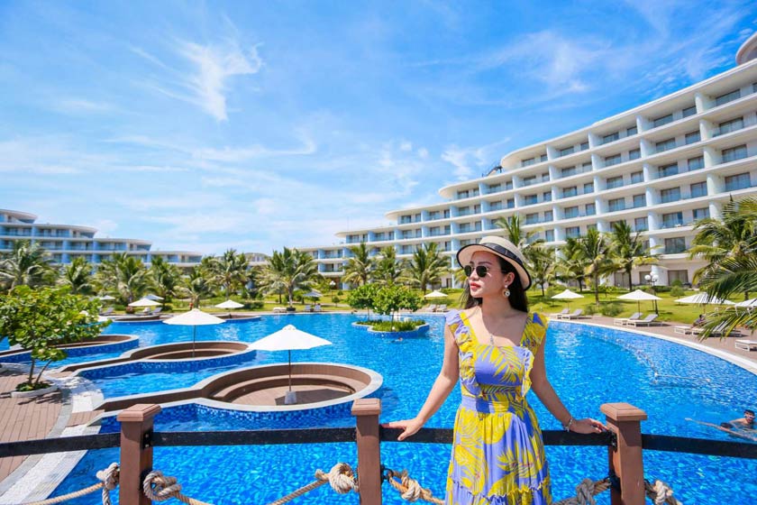 Ưu đãi đặt phòng FLC Hotel & Resort 30.04 - 01.05