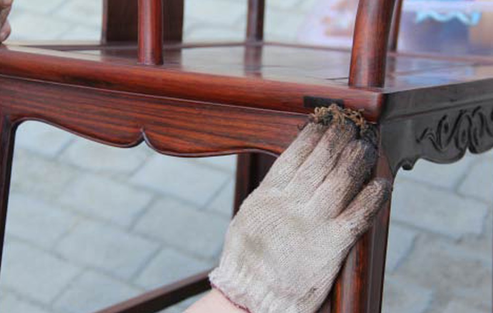 đánh bóng đồ gỗ chống mối mọt