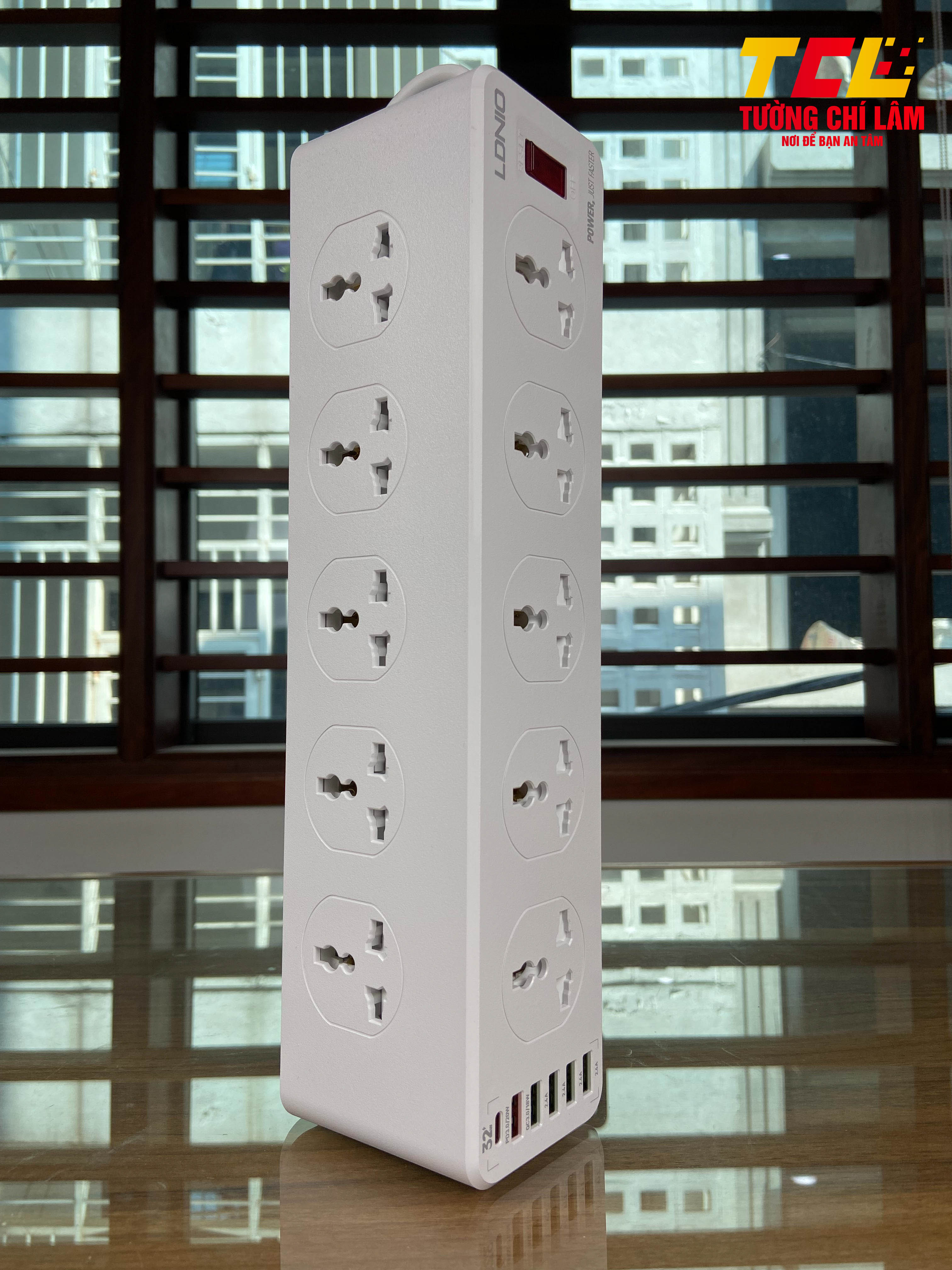 ổ điện thông minh