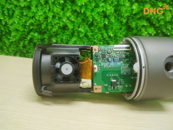 Camera XNO-8080R được thiết kế và hỗ trợ nhiều tính năng thông minh