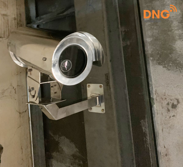 Một sản phẩm hộp bảo vệ camera chống trộm có khả năng chống cháy nổ