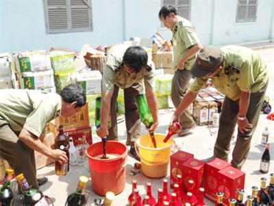 ruou ngoai khong ro nguon goc