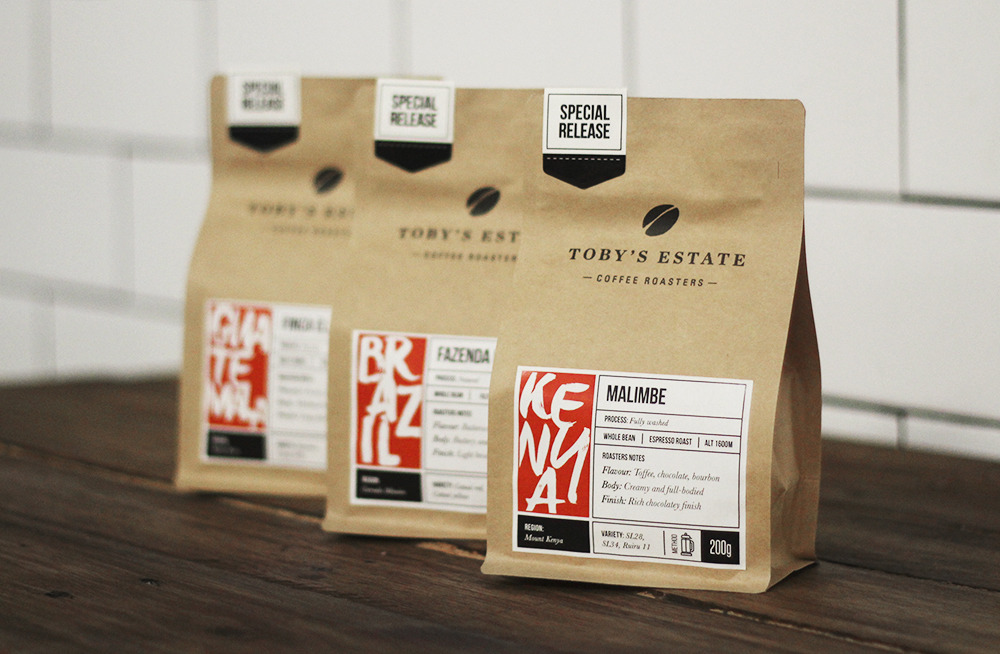 Thiết kế in ấn túi đựng cà phê màu đen ấn tượng