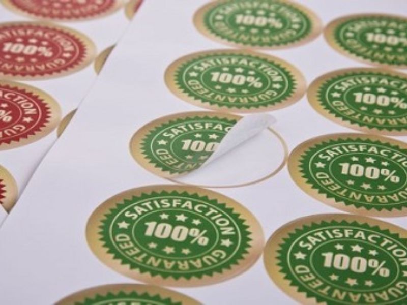 Có hai phương pháp bế Demi là bế đứt và bế rời