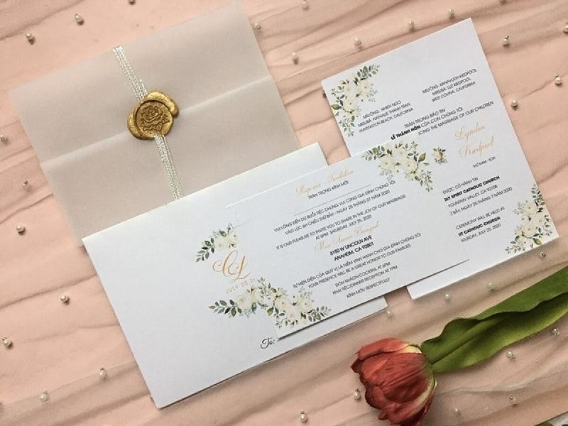 Thiệp cưới được làm từ giấy Bristol