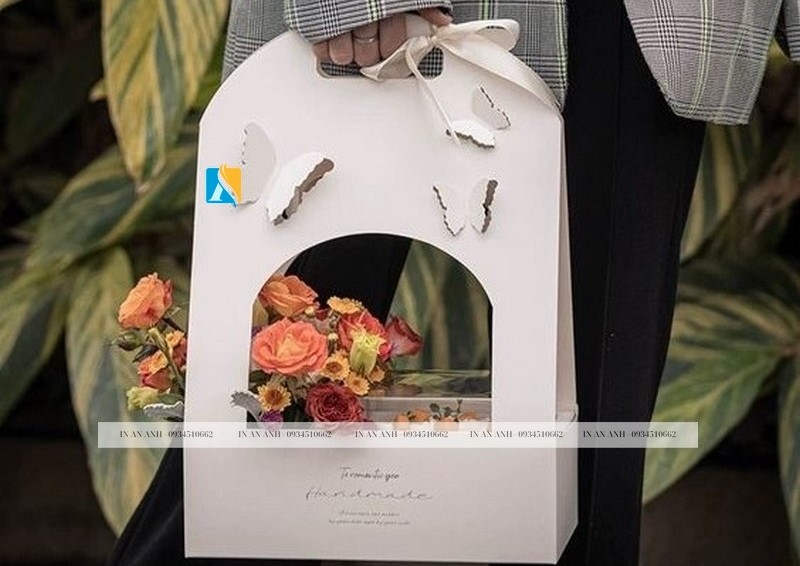 Hộp giấy đựng hoa sang trọng