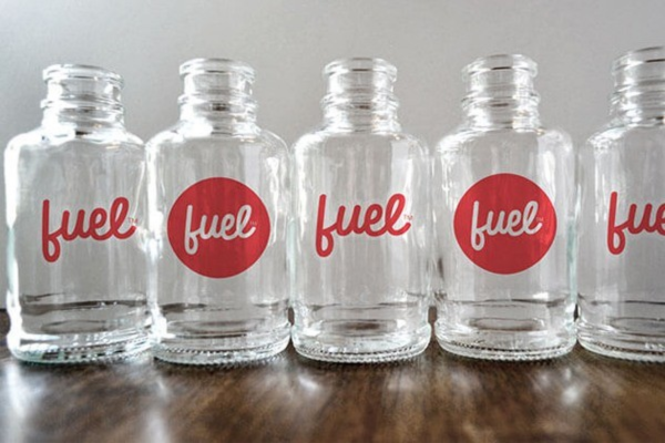 Ứng dụng decal trong suốt trong kinh doanh