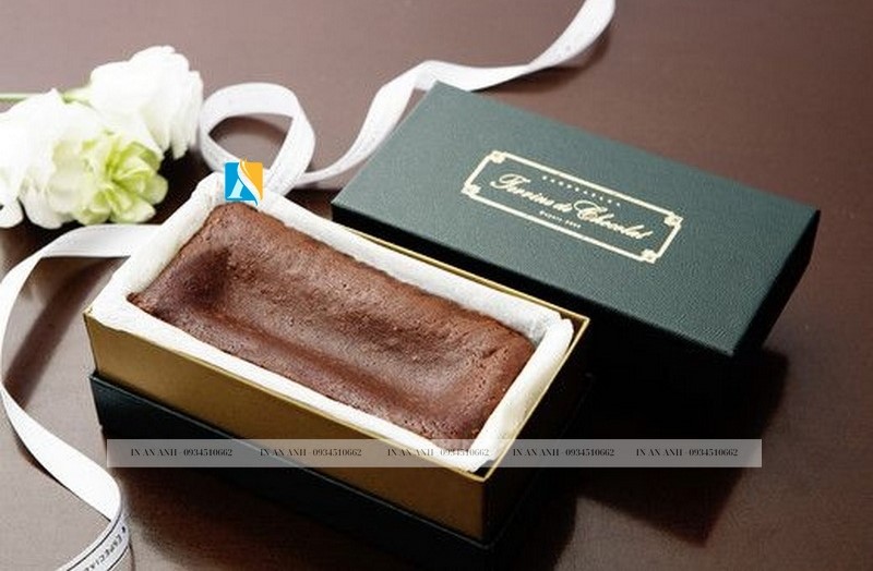 Hộp đựng bánh bông lan sang trọng làm quà tặng