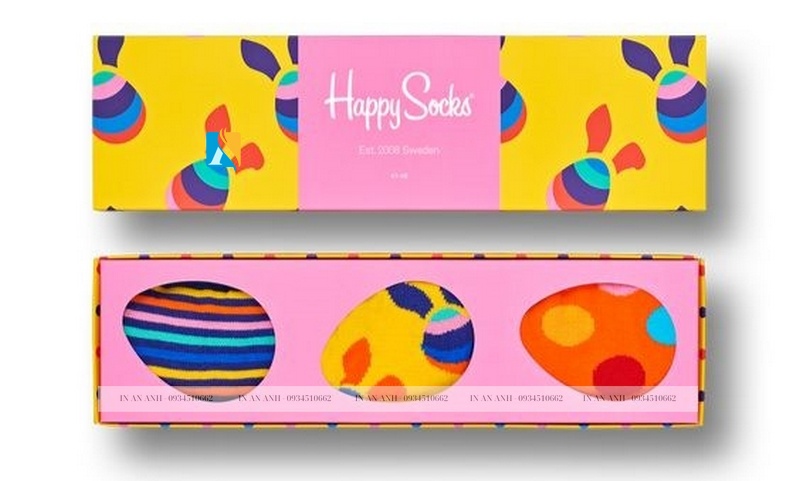 Thiết hộp đựng đựng tất cần lưu ý về màu sắc