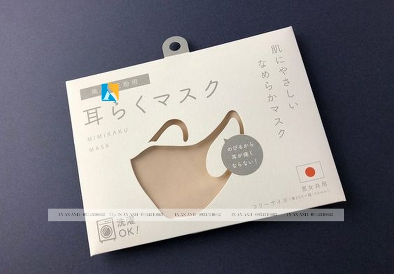 Hộp đựng khẩu trang có bóng kính