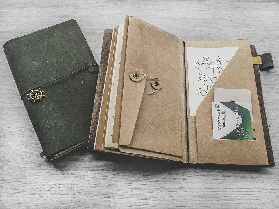 Lưu giữ kỉ niệm và hồi ức tại những quyển sổ tay có “thần thái” xưa cũ