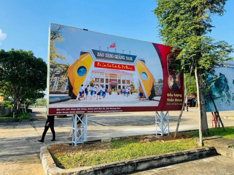 Banner biển hiệu