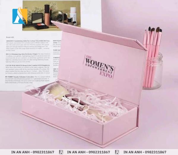 Hộp đựng quà màu hồng thiết kế dạng nắp nam châm