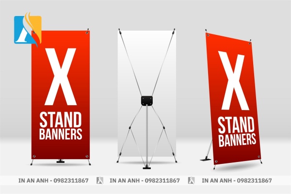 Standee chữ X thường dùng