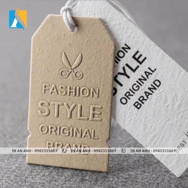 Mẫu tag quần áo bằng giấy được in dập nổi