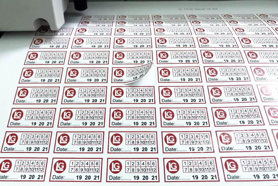 Mẫu tem bảo hành in sẵn theo tháng và năm, sử dụng cho thiết bị điện tử