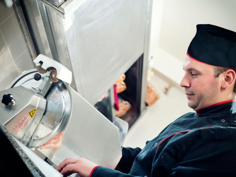 TOP 5 thương hiệu máy thái thịt