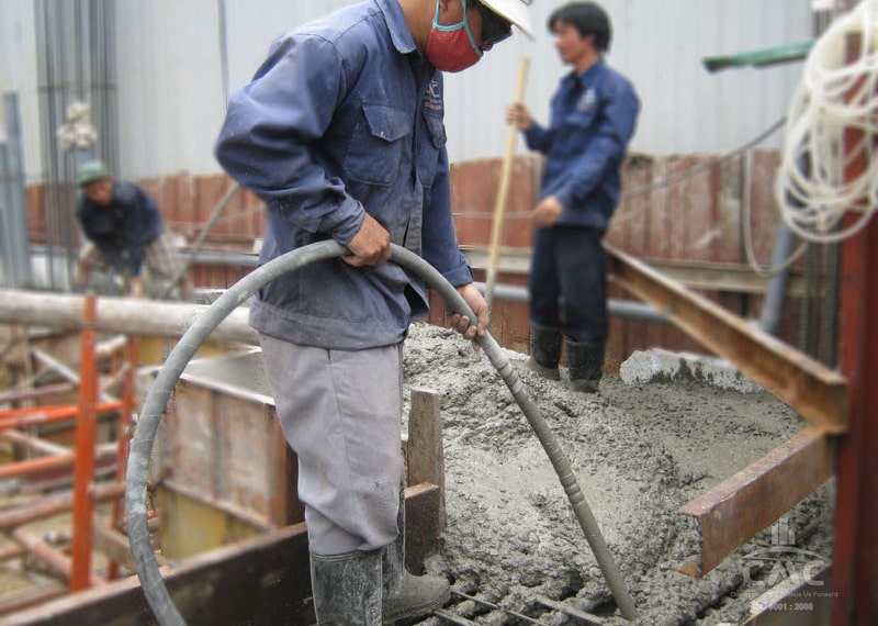 Cách chọn mua máy đầm dùi