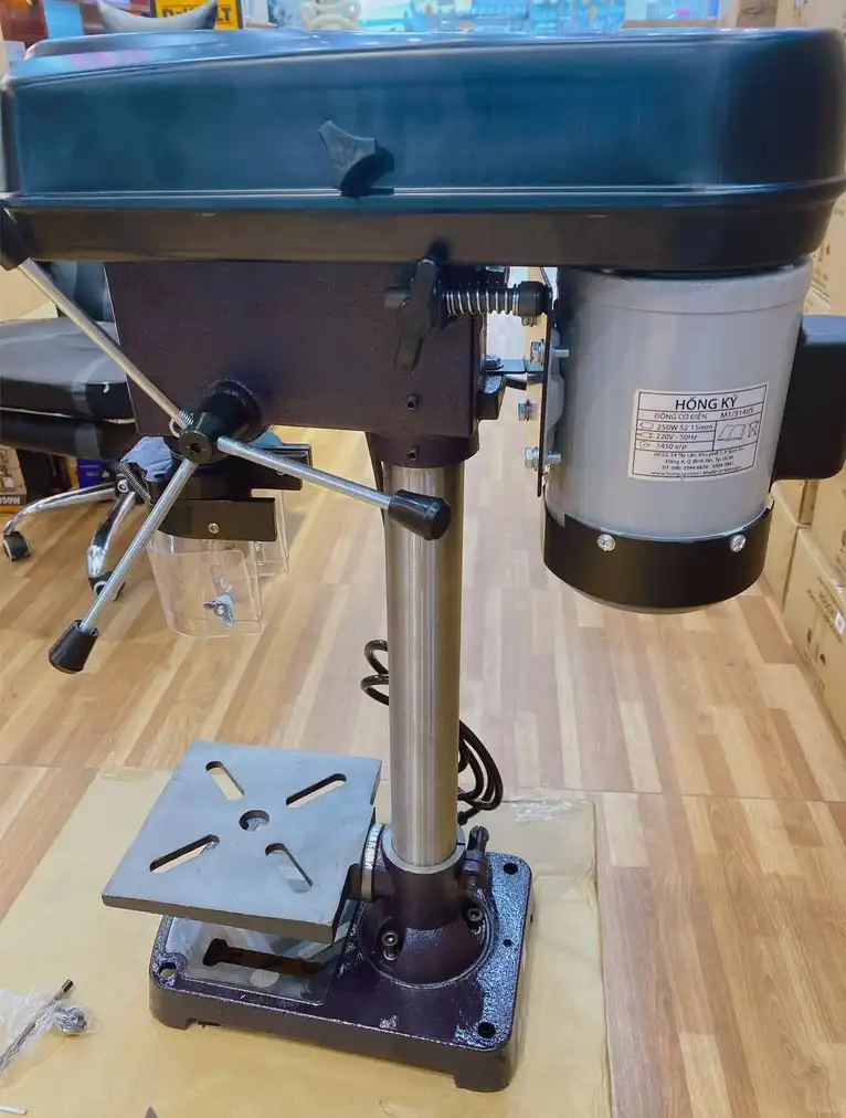 Cấu tạo của máy khoan bàn