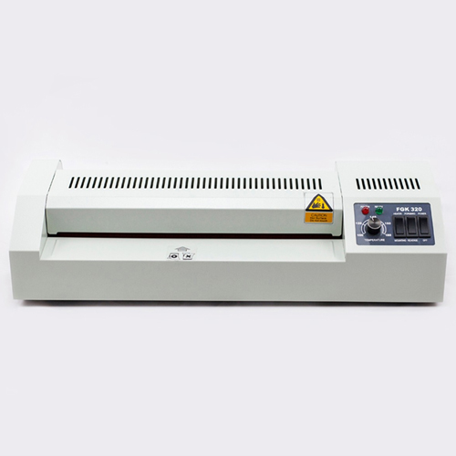 Lưu ý quan trọng để sử dụng máy ép plastic an toàn