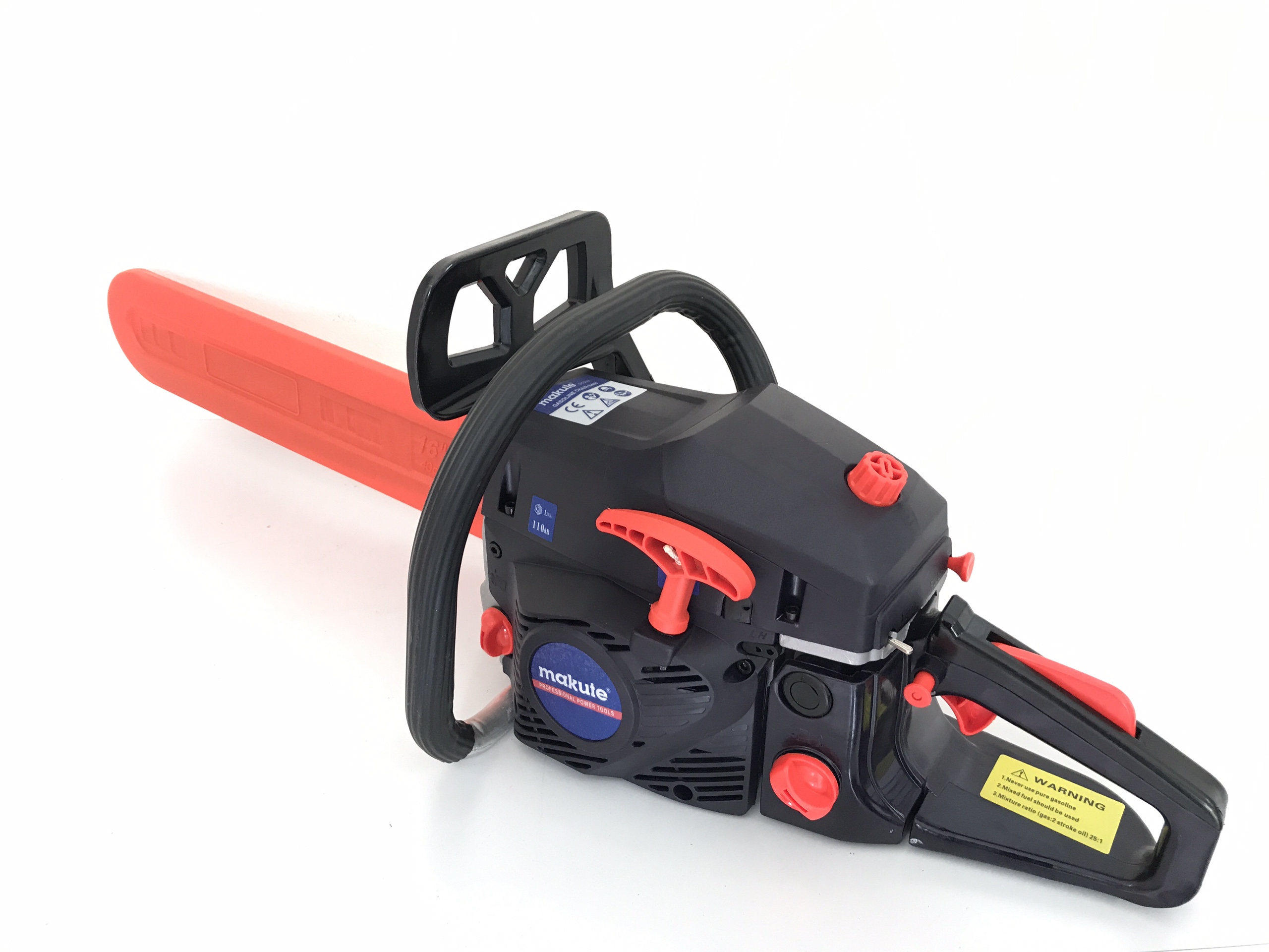 máy cưa xích chạy xăng