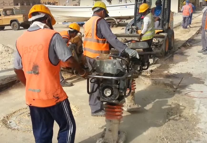 máy đầm cóc chạy xăng chính hãng