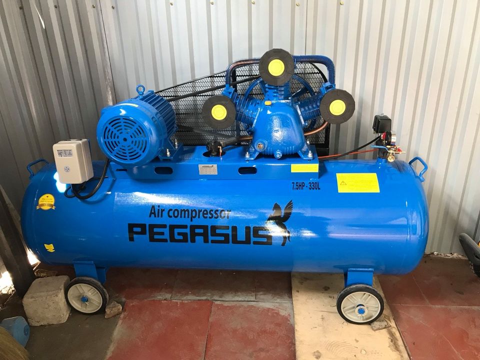 Máy Nén Khí Dây Đai Pegasus 7.5HP TM-W-0.67/12.5-330L