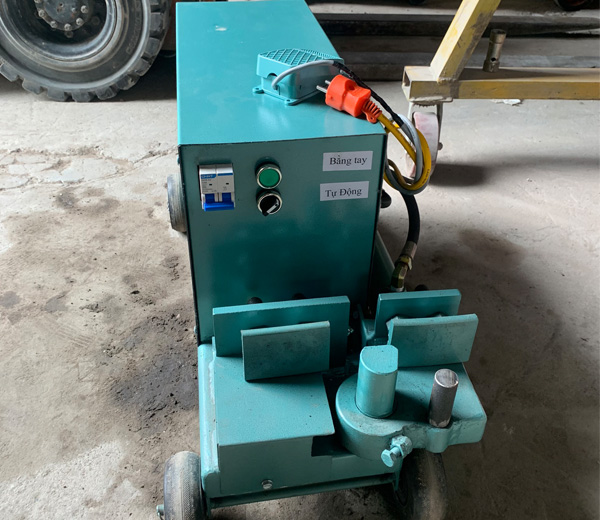 Máy Uốn Sắt Thủy Lực NIKI F25