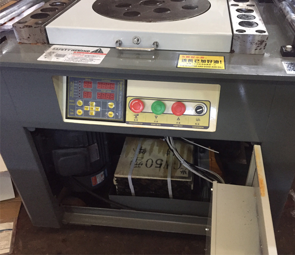 Máy Uốn Sắt Thép GW50-Bảng Điện Tử