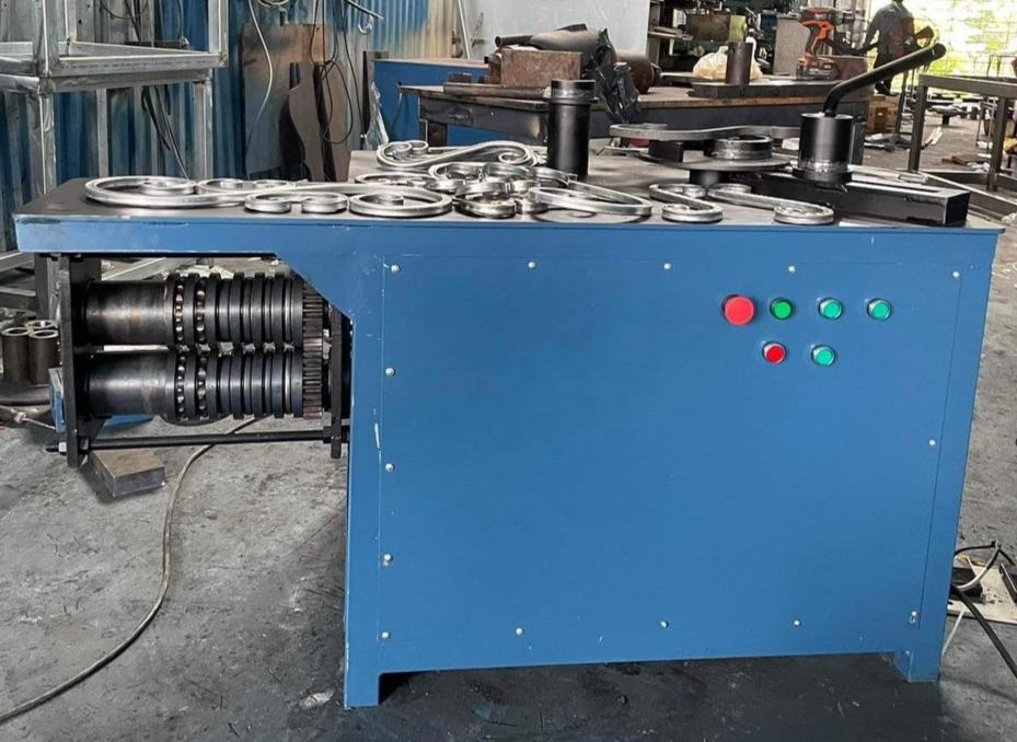 Máy uốn sắt hộp hoa văn KATA