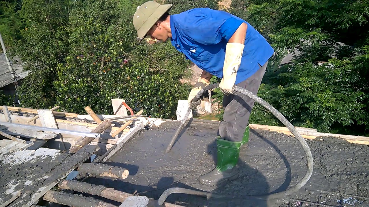 Nguyên lý hoạt động của đầm dùi bê tông cầm tay