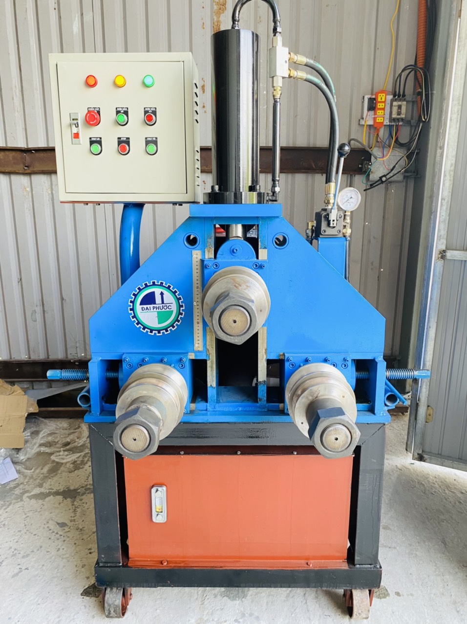 Những hạn chế cần cân nhắc khi đầu tư máy uốn sắt